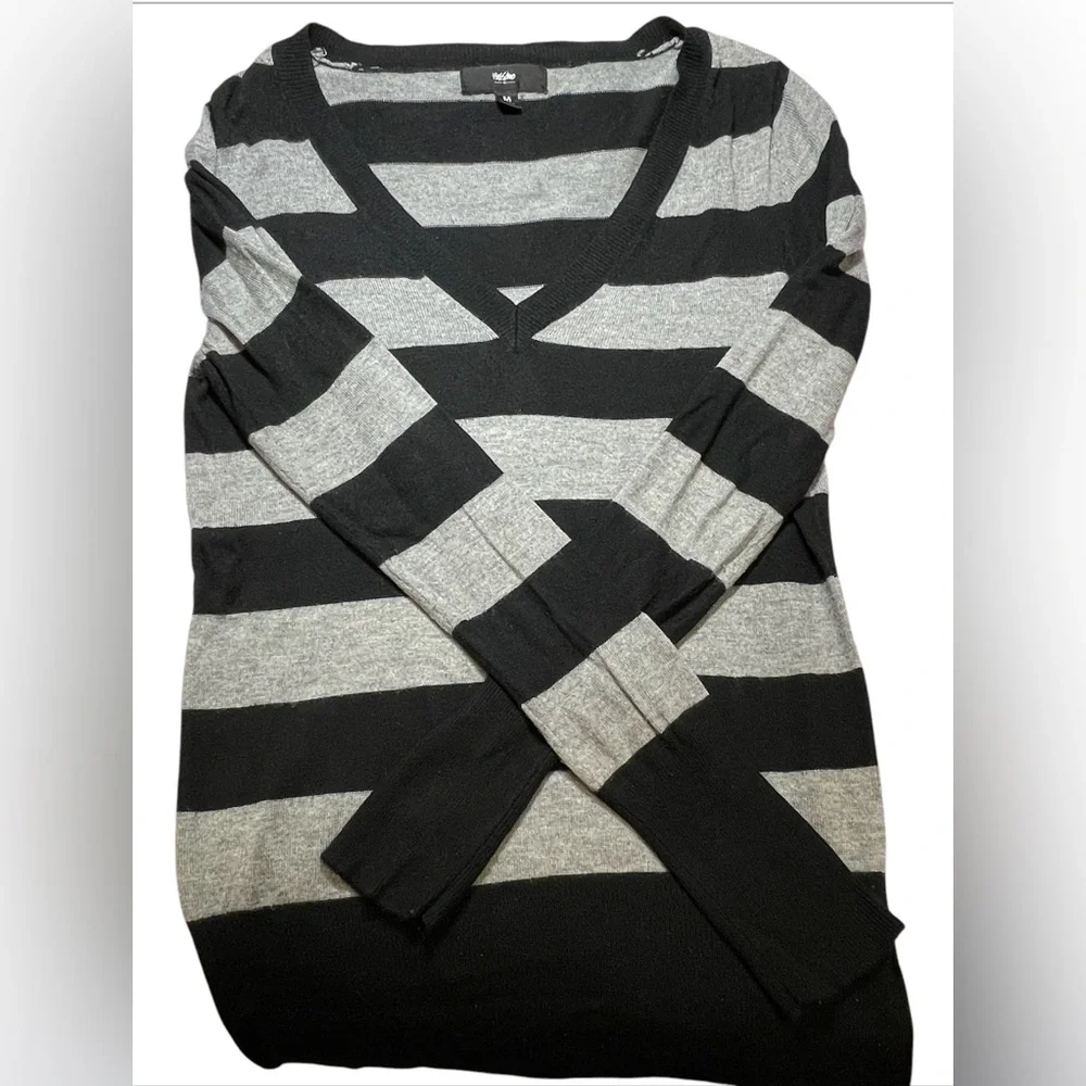 Mossimo Sweater Pullover - Picture 3 of 8